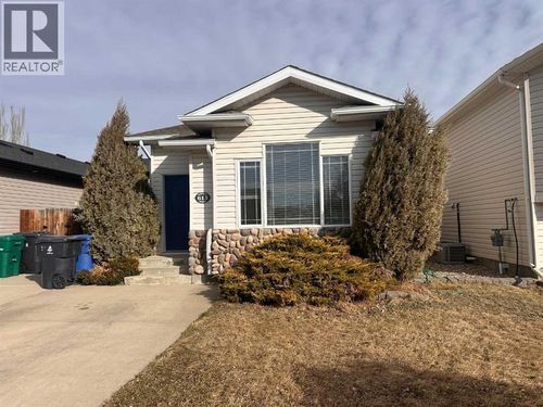 613 Squamish Lane W, Lethbridge, AB, T1K7W7 | Card Image