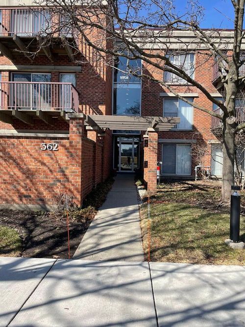 apt-324-362 Kelburn Rd, Deerfield, IL, 60015-4391 | Card Image