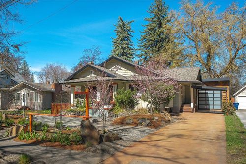 623 E 19th Ave, Spokane, WA, 99203-2376 | Card Image