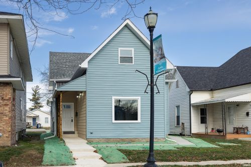 924 E Sycamore St, Kokomo, IN, 46901-4821 | Card Image