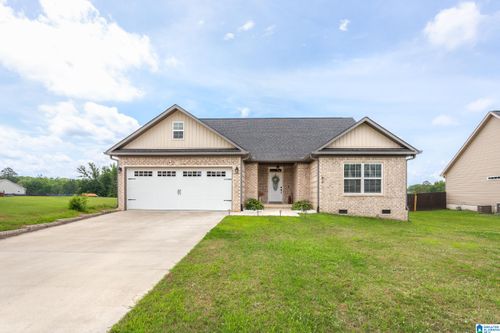 93 Chloe Dr, LINCOLN, AL, 35096-5313 | Card Image