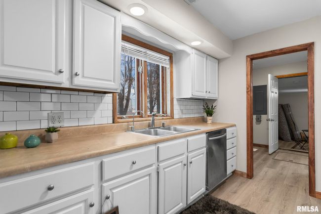 34187 E 6 Th Rd, House other with 3 bedrooms, 2 bathrooms and null parking in Pawnee IL | Image 7