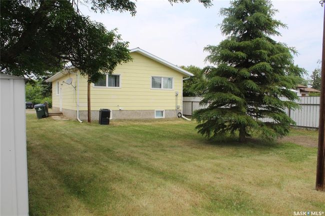 206 2 Nd St W, House other with 5 bedrooms, 2 bathrooms and 4 parking in Wilkie SK | Image 33