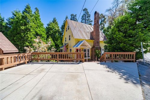 795 Glen View Ln, Twin Peaks, CA, 92391 | Card Image