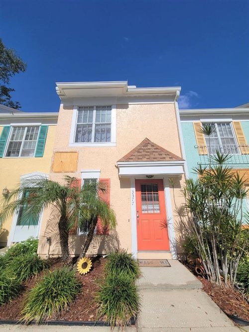 3377 W Wyoming Cir, TAMPA, FL, 33611-4342 | Card Image