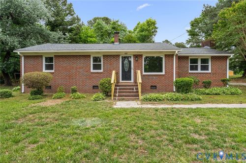 400 Easter St, Emporia, VA, 23847-2290 | Card Image