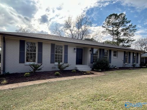 2305 Greenwood Dr Se, Decatur, AL, 35601-6162 | Card Image