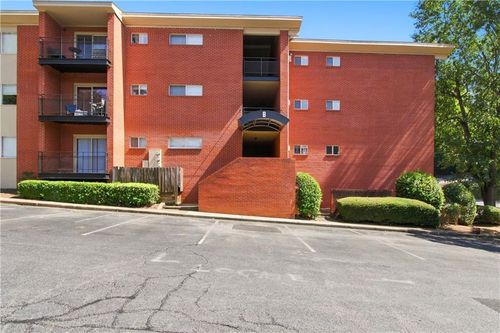 b102-250 Little St, Athens, GA, 30605-5437 | Card Image