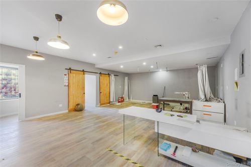 ste-209-41 Main St, Flushing, NY, 11355-3899 | Card Image