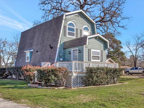 825 Commodore Dr, Livingston, TX, 77351-4921 | Card Image