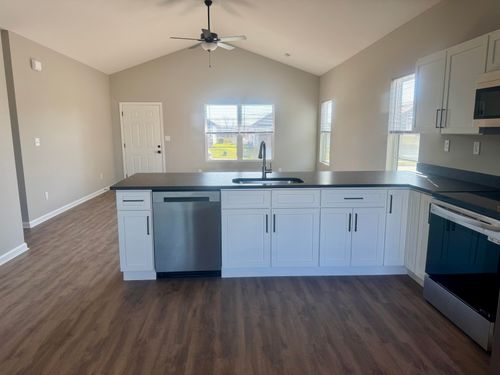 104 Sidewinder Dr, Georgetown, KY, 40324-8662 | Card Image