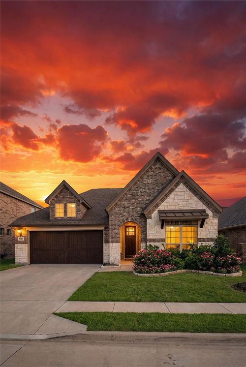 3220 Flowering Peach Dr, Heath, TX, 75126-2810 | Card Image