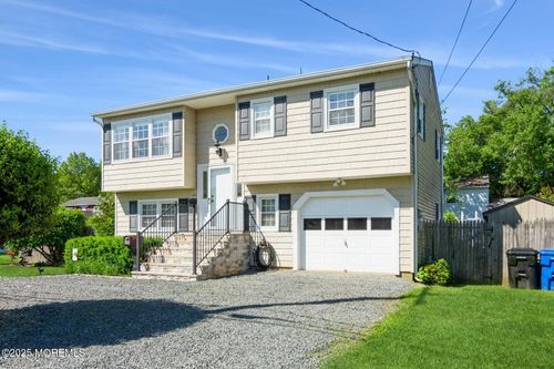 637 Bray Ave, Port Monmouth, NJ, 07758-1307 | Card Image