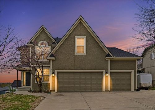 20811 W 48th St, Shawnee, KS, 66218-9478 | Card Image