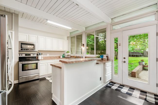 146 N Roosevelt Ave, House other with 3 bedrooms, 2 bathrooms and null parking in Bexley OH | Image 21