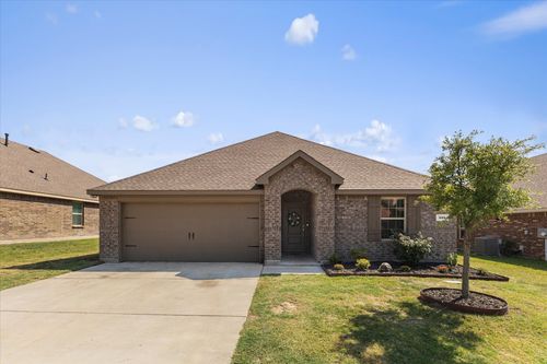 555 Royal Pine Dr, Fate, TX, 75087-7027 | Card Image