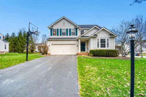 5217 Sierra Dr, Westerville, OH, 43082-7967 | Card Image