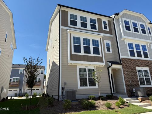 35-5015 Jowetts Walk Dr, Cary, NC, 27519-5598 | Card Image