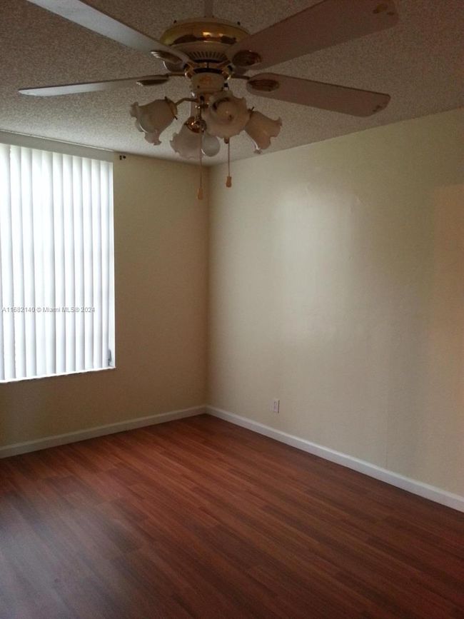 APT-105K - 8300 Sands Point Blvd, Condo with 1 bedrooms, 2 bathrooms and null parking in Tamarac FL | Image 8