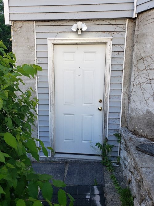 1-162 Prospect St, Lawrence, MA, 01841-2860 | Card Image