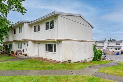 33-400 Robron Rd, Campbell River, BC, V9W5N5 | Card Image