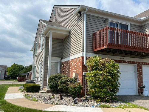 37466 Stonegate Cir, Clinton Township, MI, 48036-2982 | Card Image