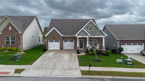 1319 Coates Ln, Gallatin, TN, 37066-1767 | Card Image
