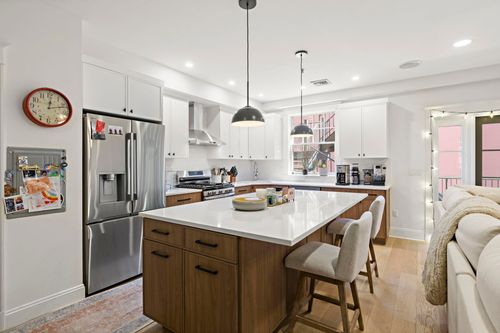 3-315 Grand St, Hoboken, NJ, 07030-2793 | Card Image