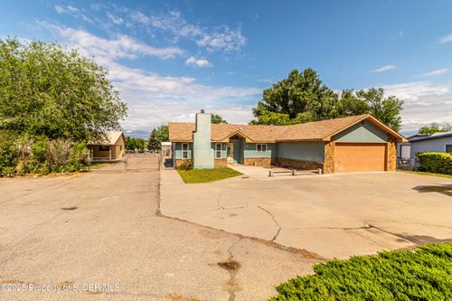 223 N Church Ave, Aztec, NM, 87410-1919 | Card Image