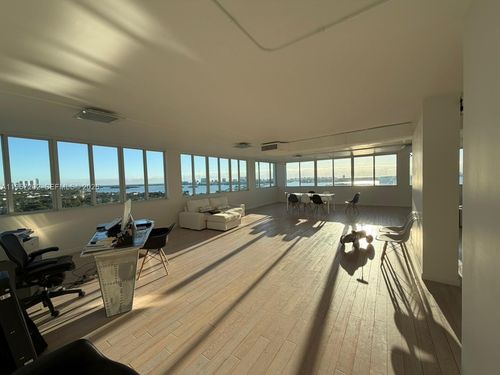 ph-d1-2150 Sans Souci Blvd, North Miami, FL, 33181-3012 | Card Image