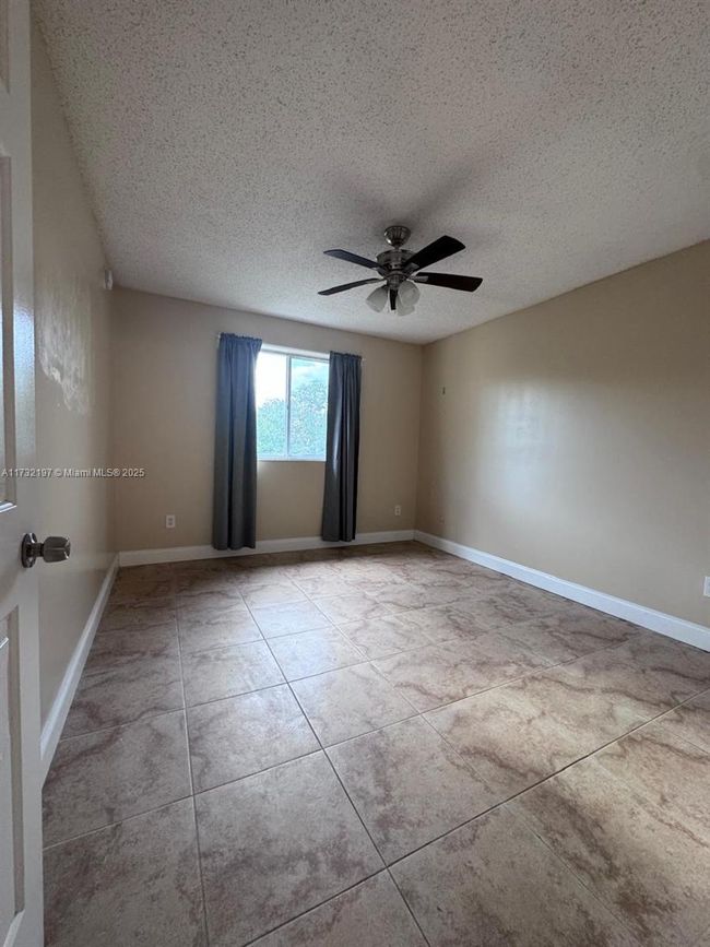 APT-316 - 2640 S University Dr, Condo with 3 bedrooms, 2 bathrooms and null parking in Davie FL | Image 18