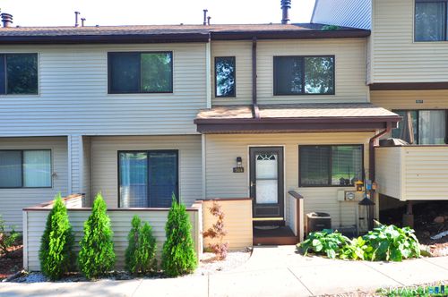 503-503 Cypress Rd, Newington, CT, 06111-5625 | Card Image