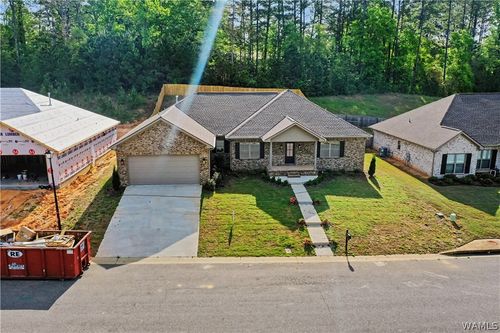 5200 Summerfield Dr E, Tuscaloosa, AL, 35404-3608 | Card Image