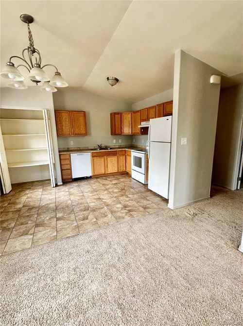 115 S Jones Ave, Rangely, CO, 81648-3061 | Card Image