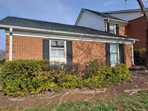 107 Buckstone Ln, Spartanburg, SC, 29307-2500 | Card Image