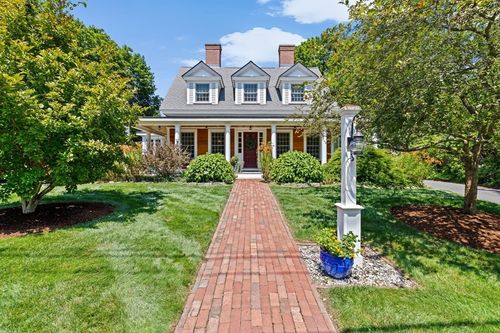 71 High St, Canton, MA, 02021-3608 | Card Image
