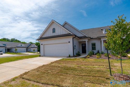 101 Little Britain St, Madison, AL, 35758-5016 | Card Image