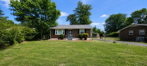 1343 Paradise Hill Rd, Clarksville, TN, 37040-4155 | Card Image
