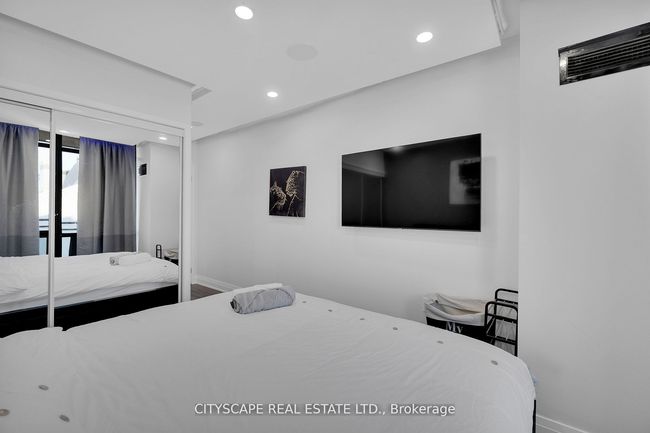 2308 - 3 Navy Wharf Crt, Condo with 3 bedrooms, 2 bathrooms and 1 parking in Toronto ON | Image 15