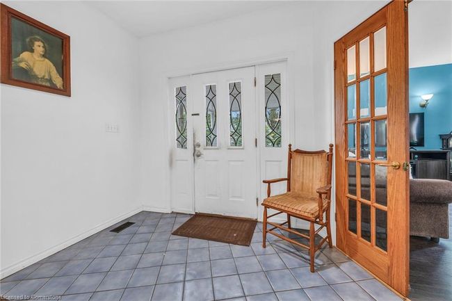 7 Robinson St S, House other with 6 bedrooms, 2 bathrooms and 8 parking in Grimsby ON | Image 17