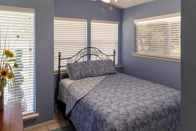 712 Birch Hollow Dr, House other with 4 bedrooms, 2 bathrooms and 1 parking in Somerville TX | Image 16