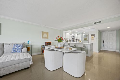 201-12926 Briarlake Dr, Palm Beach Gardens, FL, 33418-6934 | Card Image