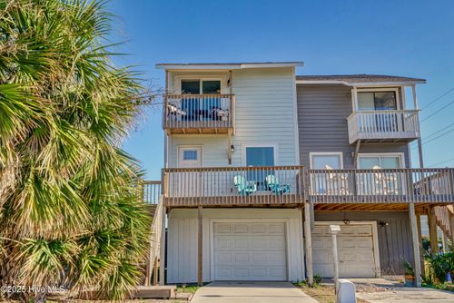 202 Bayview Dr, N Topsail Beach, NC, 28460-9541 | Card Image