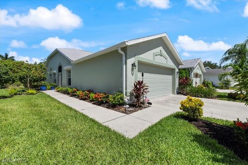 119-5485 Whitten Dr, NAPLES, FL, 34104-5316 | Card Image