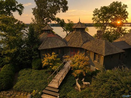 a-1100 Somerville Road, Decatur, AL, 35601 | Card Image