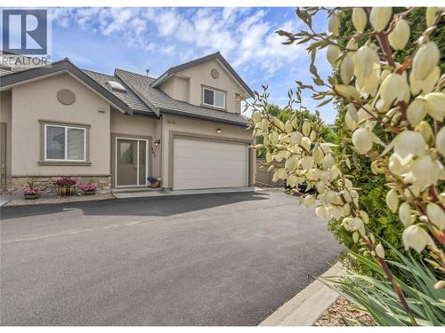 105-1078 Burnaby Ave, Penticton, BC, V2A1G8 | Card Image