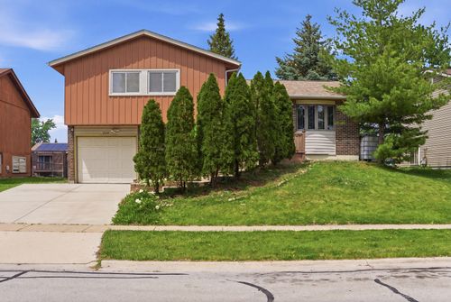 824 Oakton Ave, Romeoville, IL, 60446-1620 | Card Image