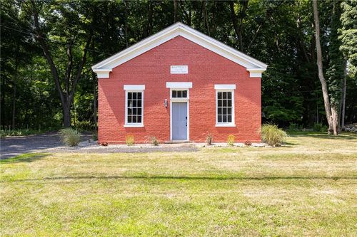 465 Marsh Rd, Pittsford, NY, 14534-2438 | Card Image