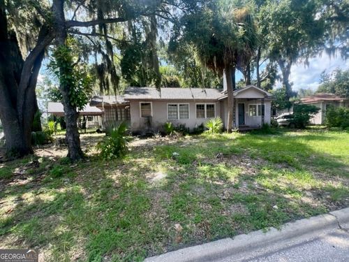 1101 Pine Ave, Brunswick, GA, 31520-7448 | Card Image