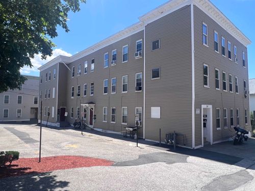 269 Cedar Street, Manchester, NH, 03103 | Card Image